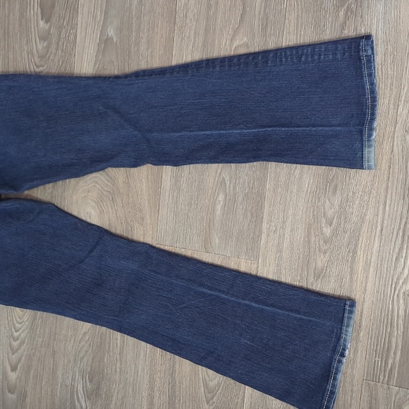 Like New Miss Me Rhinestone Studded Dark Jeans 28x31 easy boot - Picture 5 of 10